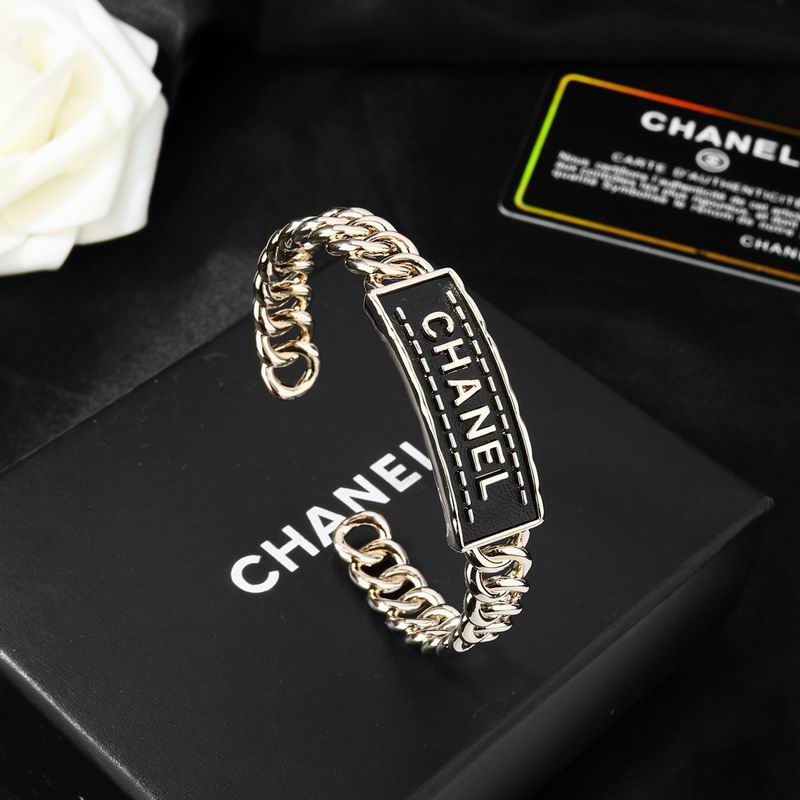 Chanel Bracelet 05yxs09